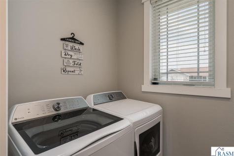 705 Maple Lane Eagle Lake MN 56024