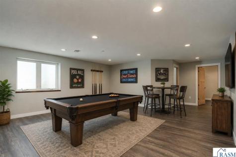 705 Maple Lane Eagle Lake MN 56024