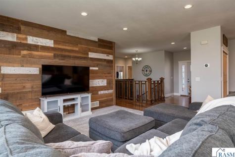 705 Maple Lane Eagle Lake MN 56024