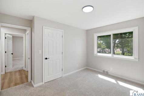 954 Victoria Street Fairmont MN 56031