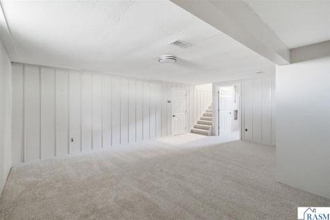 954 Victoria Street Fairmont MN 56031
