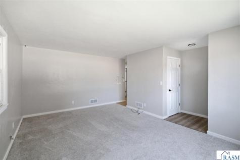 954 Victoria Street Fairmont MN 56031