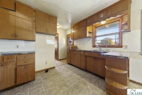 1043 Chase Avenue Gibbon MN 55334