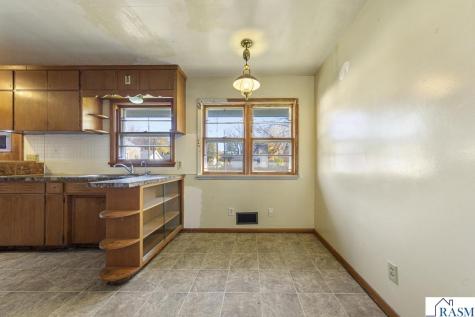 1043 Chase Avenue Gibbon MN 55334