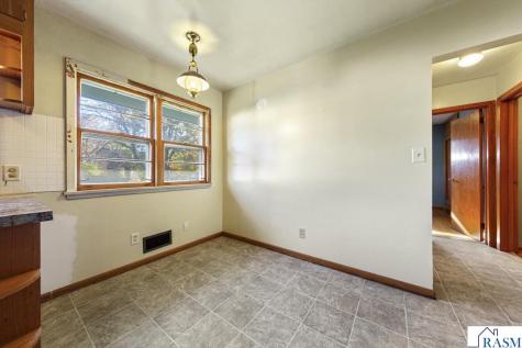 1043 Chase Avenue Gibbon MN 55334
