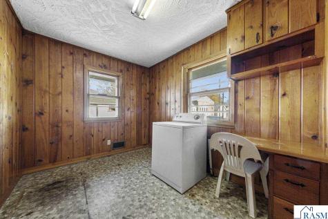 1043 Chase Avenue Gibbon MN 55334