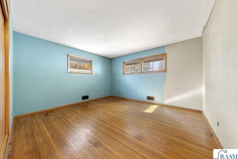 1043 Chase Avenue Gibbon MN 55334
