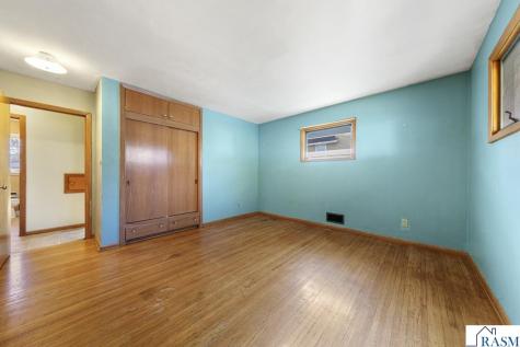 1043 Chase Avenue Gibbon MN 55334