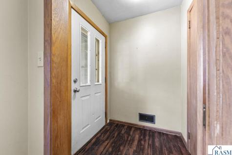 1043 Chase Avenue Gibbon MN 55334