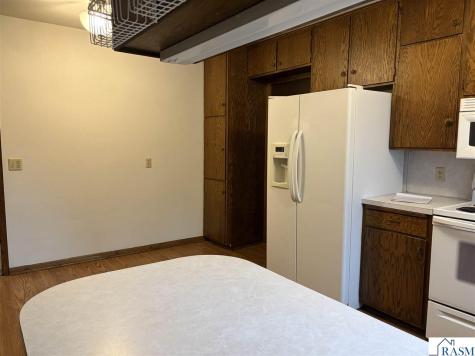 201 Main St So Winthrop MN 55396