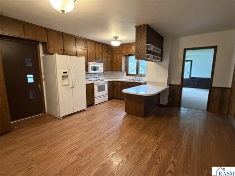 201 Main St So Winthrop MN 55396