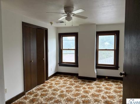 201 Main St So Winthrop MN 55396