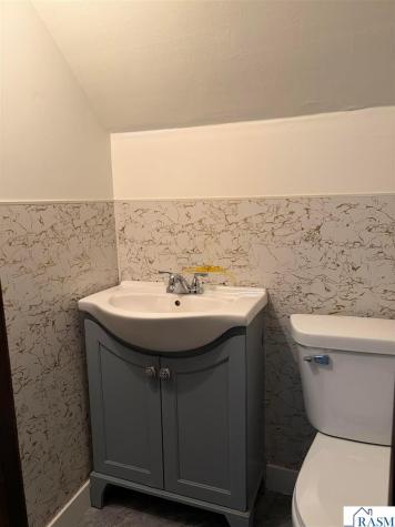 201 Main St So Winthrop MN 55396