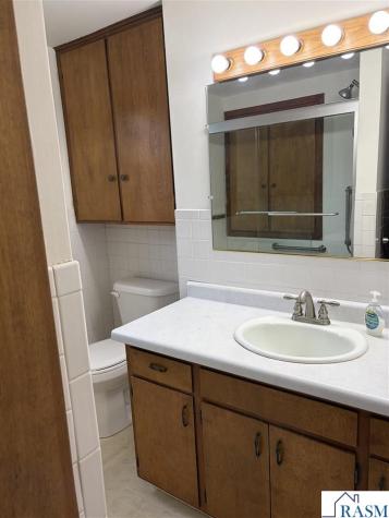 201 Main St So Winthrop MN 55396