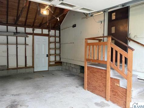 201 Main St So Winthrop MN 55396