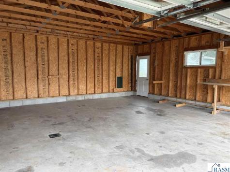 201 Main St So Winthrop MN 55396