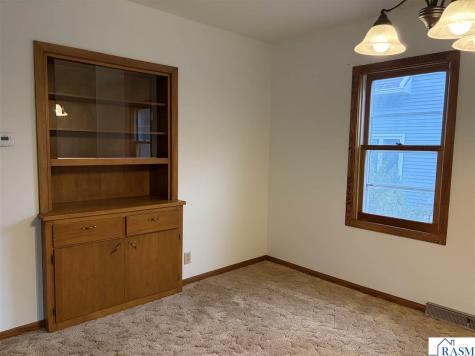 201 Main St So Winthrop MN 55396