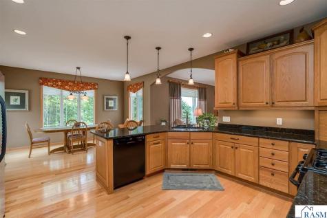 117 Grovebrook Drive Mankato MN 56001