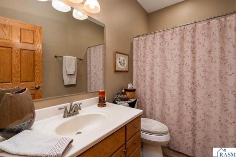 117 Grovebrook Drive Mankato MN 56001