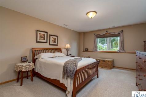 117 Grovebrook Drive Mankato MN 56001