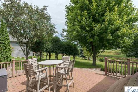 117 Grovebrook Drive Mankato MN 56001