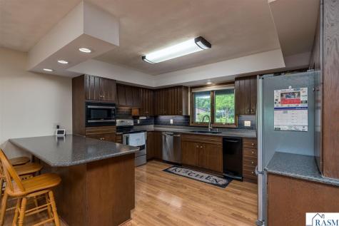 23 Holiday Court North Mankato MN 56063