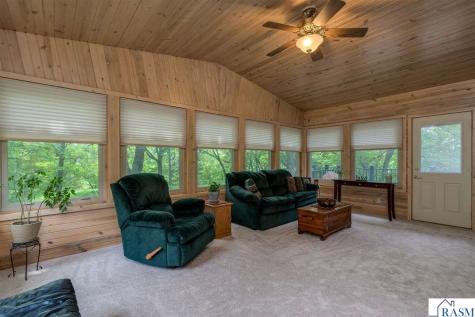 23 Holiday Court North Mankato MN 56063