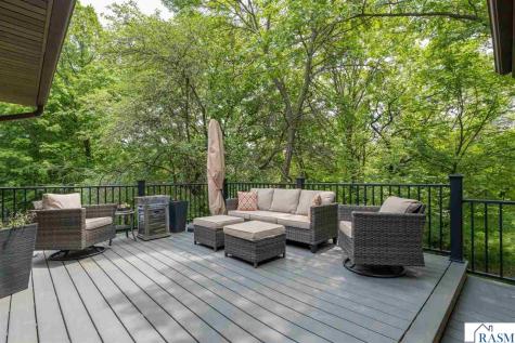 23 Holiday Court North Mankato MN 56063