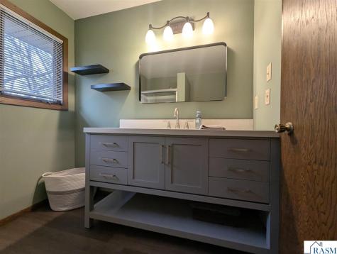 23 Holiday Court North Mankato MN 56063