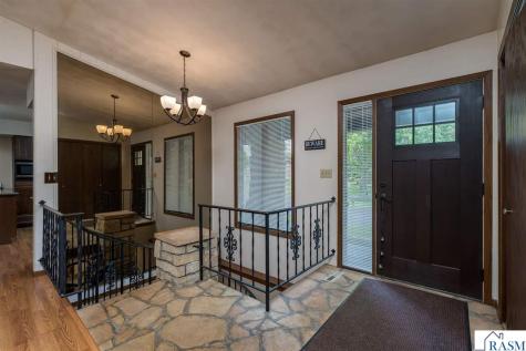 23 Holiday Court North Mankato MN 56063