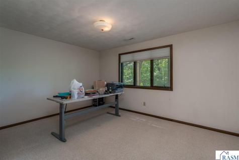 23 Holiday Court North Mankato MN 56063