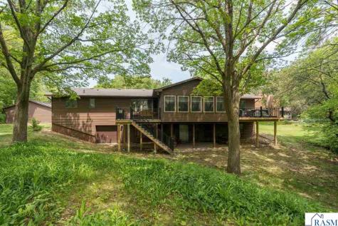 23 Holiday Court North Mankato MN 56063