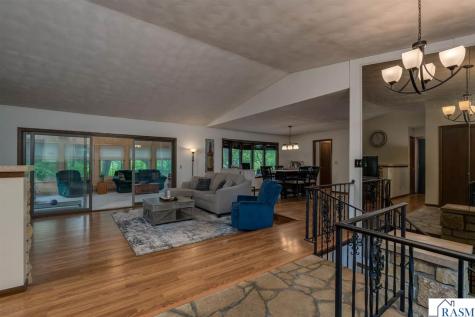 23 Holiday Court North Mankato MN 56063