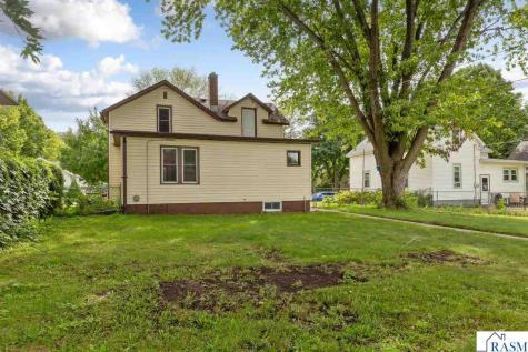 1526 N 4th Street Mankato MN 56001-3210