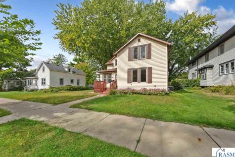 1526 N 4th Street Mankato MN 56001-3210