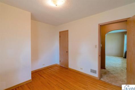 801 SW 4th Avenue Wells MN 56097