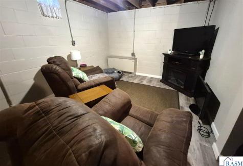 63273 490th Street Fairfax MN 55332