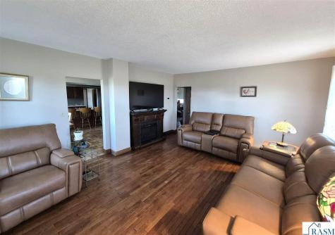 63273 490th Street Fairfax MN 55332