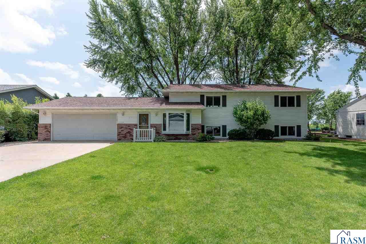 211 Holly Lane Janesville MN 56048
