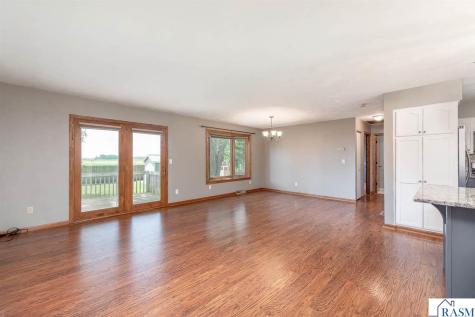 211 Holly Lane Janesville MN 56048