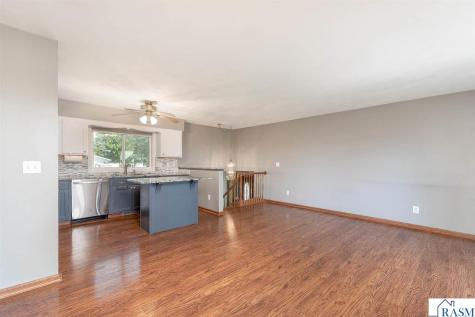 211 Holly Lane Janesville MN 56048