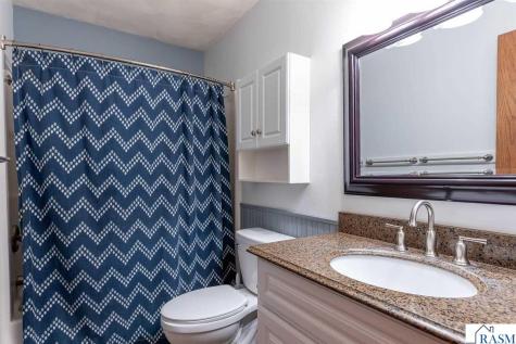 211 Holly Lane Janesville MN 56048