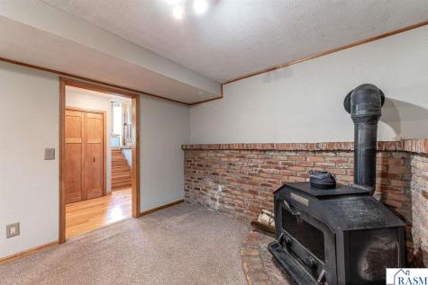 211 Holly Lane Janesville MN 56048