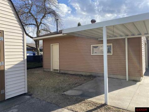 1326 Jefferson Street North New Ulm MN 56073