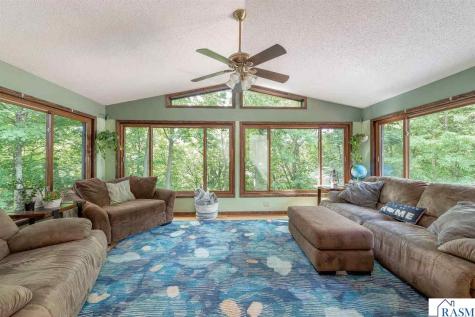137 Maple Park Drive Mankato MN 56001