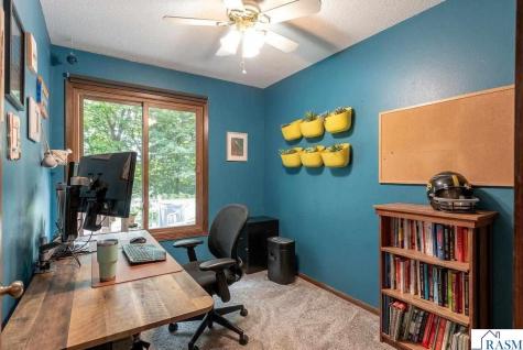 137 Maple Park Drive Mankato MN 56001