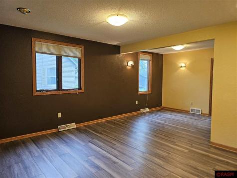 202 3rd East Street Hanska MN 56041