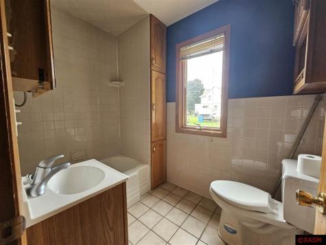 202 3rd East Street Hanska MN 56041