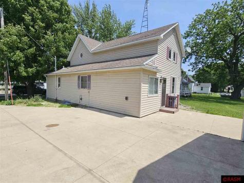 202 3rd East Street Hanska MN 56041