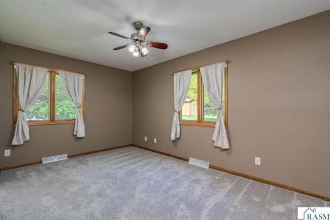 48818 Old River Bluff Road St. Peter MN 56082